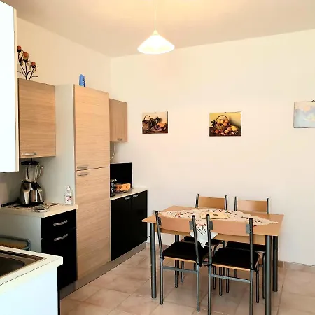 Holiday home Ortensia -